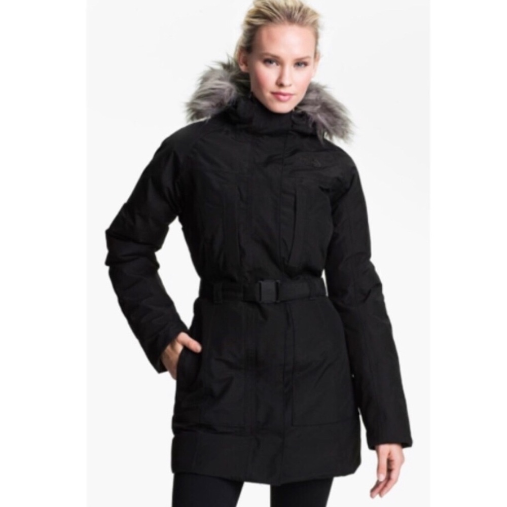 ⚡️SALE⚡️The North Face Outer Fur Hood Parka